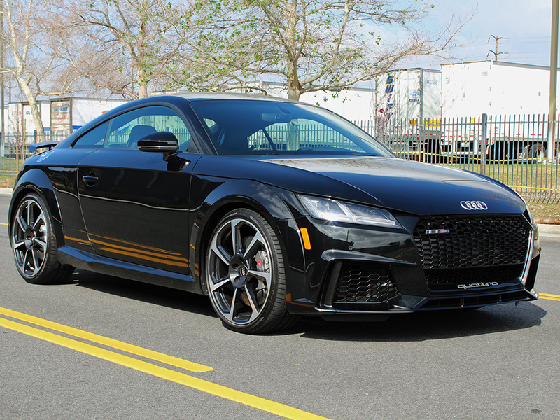 Audi TT RS: أكثر السيارات الرياضية استقطابا في السوق